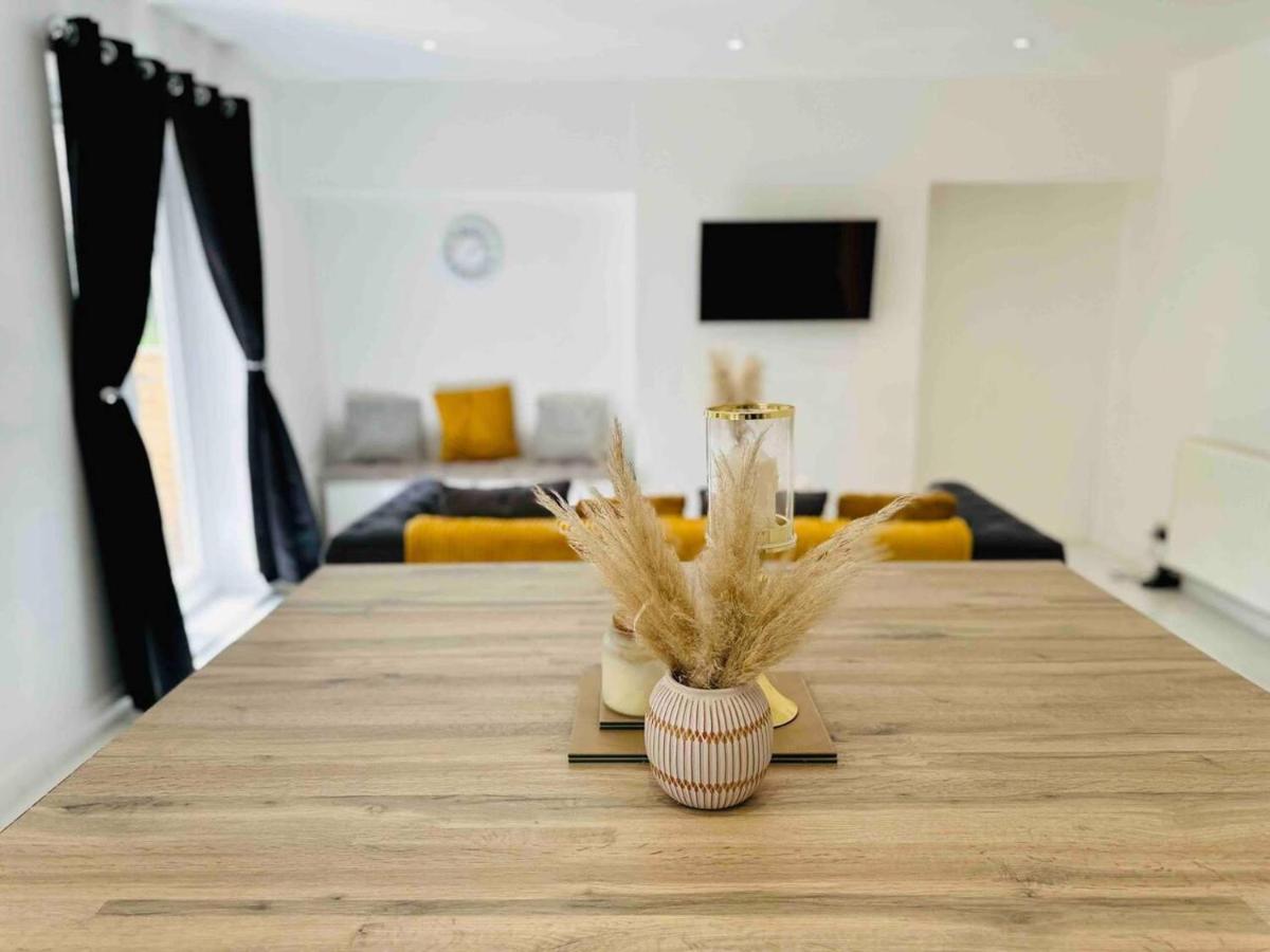 Charming 3-Bed Home Minutes From City Centre Nottingham Ngoại thất bức ảnh