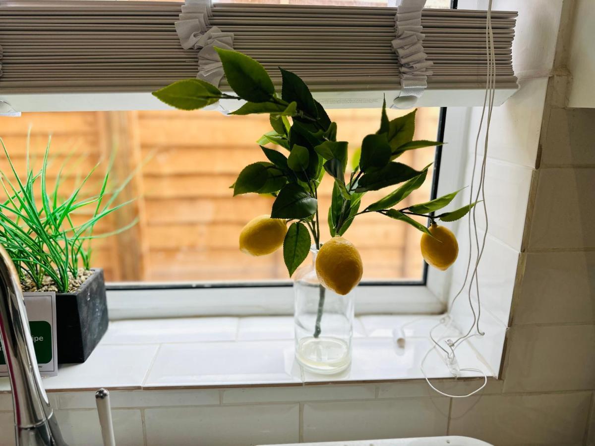 Charming 3-Bed Home Minutes From City Centre Nottingham Ngoại thất bức ảnh